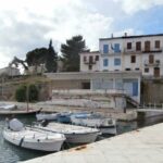 Περιφέρεια – Δήμος Δελφών –Λιμενικό Ταμείο Γαλαξιδίου: Υπέγραψαν προγραμματική σύμβαση για την αποπεράτωση και ανάδειξη του κτιρίου του πρώην Ναυτικού Ομίλου