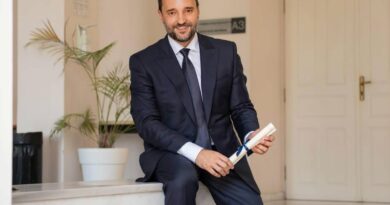 Νέος Διδάκτορας του Χαροκοπείου Πανεπιστημίου με οδηγό τη γνώση και την ευθύνη