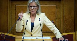 Αποχώρησε από τους Δημοκράτες η Γ. Πούλου