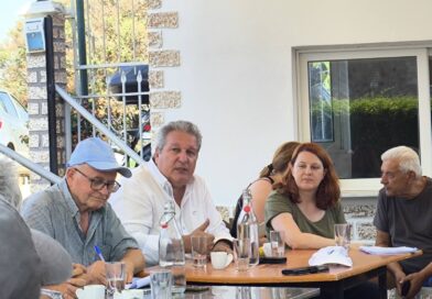 Σε πληγέντα από την πυρκαγιά χωριά της Φωκίδας βρέθηκε κλιμάκιο του ΚΚΕ