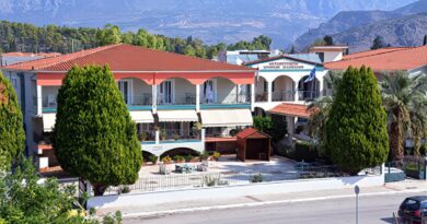 Τραγωδία στην Ιτέα: Νεκρός 81χρονος μετά από πτώση από μπαλκόνι του Θεραπευτηρίου- Απ. Λύτρας, δικηγόρος γηροκομείου : «Πρόκειται για καθαρό ατύχημα»