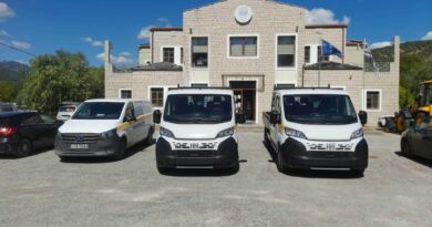 Δ.Τ. : Τρία νέα οχήματα στο Δήμο Δωρίδας