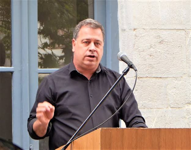 Λάβρος ο περιφερειακός σύμβουλος και υπεύθυνος του ΤΟΕΒ Άμφισσα Δρόσος κατά της Π.Ε. Φωκίδας : “ Οι αγρότες δεν χρειάζονται άλλες δικαιολογίες”
