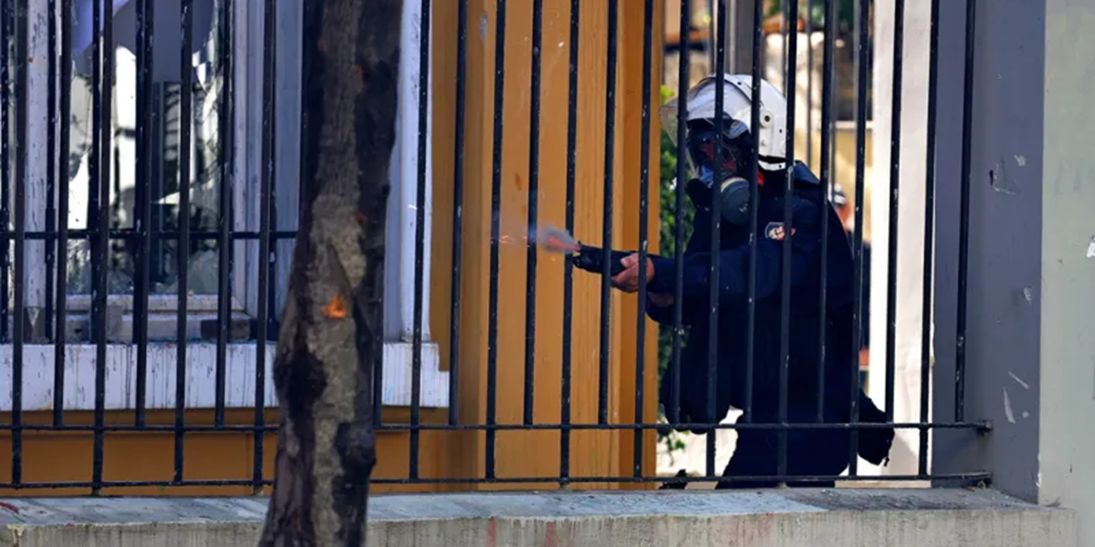 Αλβανία: Ασταμάτητες οι διαδηλώσεις – Πλαστικές σφαίρες εναντίον φοιτητών