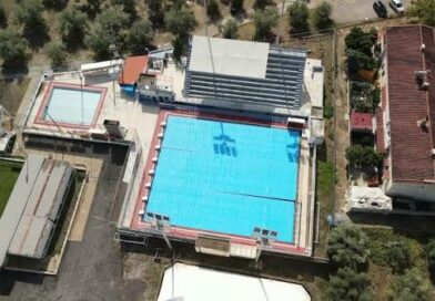 Μονοδρομείται δρόμος δίπλα στιςαθλητικές εγκαταστάσεις της Ιτέας