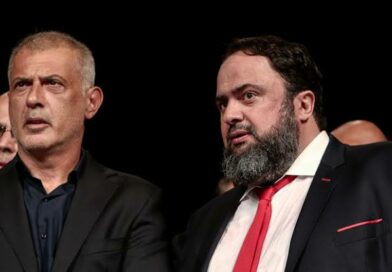 Μαρινάκης & Μώραλης στο Μαξίμου, «είδαν» Μητσοτάκη